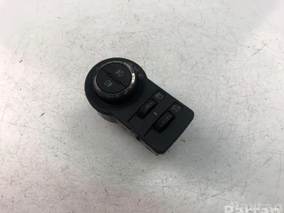 Opel 13268702 ASTRA J 2010 Interrupteur de lumière - Image 1