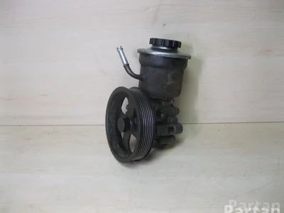 Toyota AVENSIS Estate (_T27_) 2010 Pompe de la directon assistée - Image 1