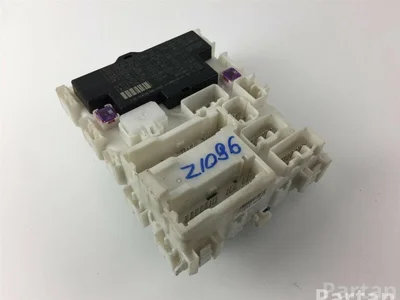 Suzuki P613-3608 / P6133608 SWIFT IV (FZ, NZ) 2014 Unités de contrôle - Image 1