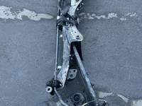 BMW 6894205,  33306894205 / 6894205, 33306894205 2 U06 Active Tourer 2022 poutre d'essieu arrière