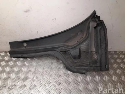 Audi 82B 819 403 B / 82B819403B A1 Sportback 2019 Wiper Trim - Image 1