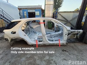 Mercedes-Benz GLE (W167) (2019 ...) 2022 Próg z prawej