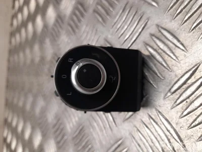 Alfa Romeo 01561494080 GIULIA (952_) 2024 Botón para espejos eléctricos - Imagen 1