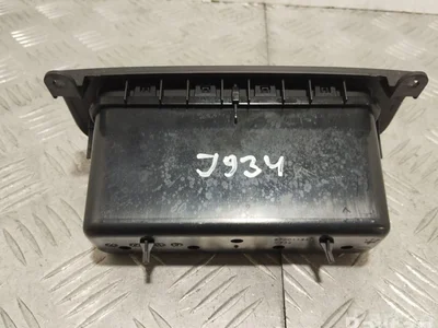 Maserati 670011331 QUATTROPORTE VI 2014 Boîte à gants - Image 1