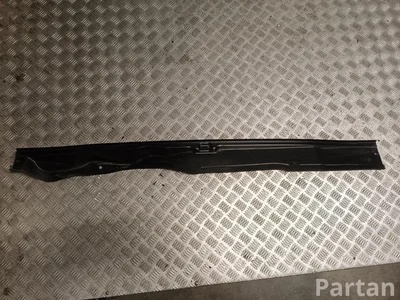 Renault 668424823R MEGANE E 2023 Wiper Trim - Image 1
