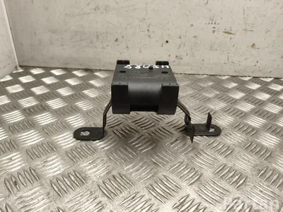 Mercedes-Benz A2028800714 C-CLASS (W202) 2000 Stoßstangenhalter - Bild 1