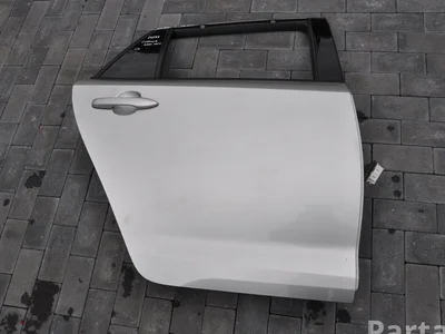 Toyota Paint code 1J6 / Paintcode1J6 COROLLA (E210) Estate 2019 Porte Right Rear - Image 1