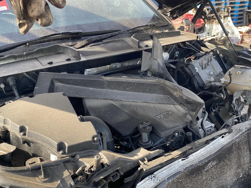 K137 Audi Q5 2.0 DAXB +SUW - Photo 4