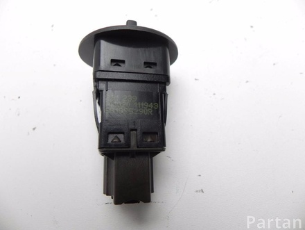 RENAULT 681995290R CLIO IV (BH_) 2014 Key switch for deactivating airbag