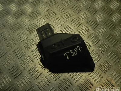 Ford BM51-N17A882-A / BM51N17A882A FOCUS III 2012 Support pour pare-chocs - Image 1