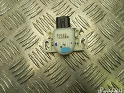 Toyota 89510-33020 / 8951033020 YARIS (_P13_) 2014 Interrupteur des feux de freins - Image 1