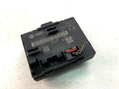 Audi 8T0959795Q A5 (8T3) 2010 Unité de commande pour porte - Image 1