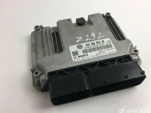 Volkswagen 03G906056AB; 0281015613 / 03G906056AB, 0281015613 CADDY III Box (2KA, 2KH, 2CA, 2CH) 2010 Aparato de mando