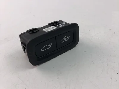 Volvo 31674801 XC40 2021 Przycisk otwierania bagażnika - Obraz 1