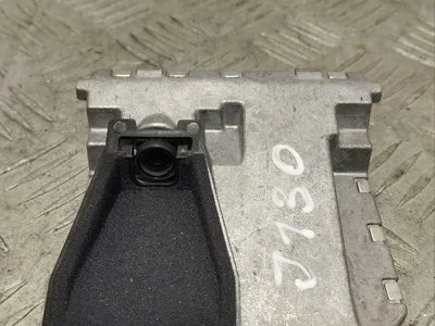 Mercedes-Benz 2186702001 CLS (C218) 2013 Caméra - Image 1