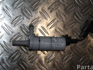 Volvo XC90 I 2008 Langų ploviklio siurbliukas