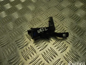 Toyota 430 PRIUS Hatchback (_W2_) 2005 Bouton d'ouverture du bouchon d'essence