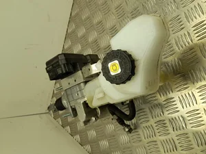 Toyota 47210-12340 / 4721012340 COROLLA ( E210) Sedan 2021 Maître-cylindre de frein