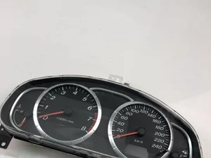 Mazda 54GR1CA 6 Hatchback (GG) 2004 Tableau de bord