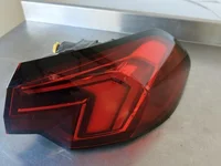 BMW 5A36178 1 (F70) 2025 Piloto posterior derecha