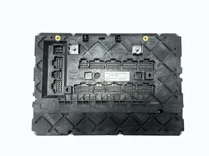 Mercedes-Benz Trucks A0014466158, A0014463558, A0014463658, A0014467658, A2C84163502 ANTOS 2017 Boîte à fusibles / support Single-SAM