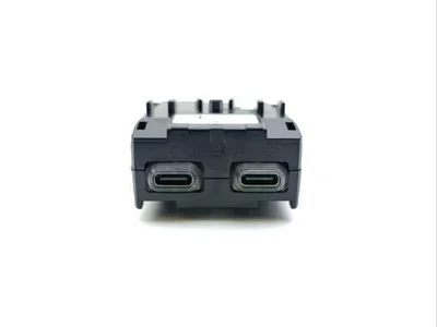 Mercedes-Benz A2238200202 EQS (V297) 2022 Périphérique d'entrée USB - Image 1