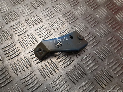 Ford USA LJ8B-R16C198-AA / LJ8BR16C198AA Mustang Mach-E 2023 Support d'aile - Image 1