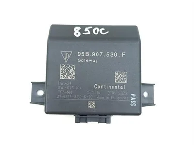 Porsche 95B907530F MACAN (95B) 2016 Interface de diagnostic (passerelle) - Image 1