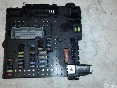 Volvo 30786646 XC90 I 2008 Boîte à fusibles - Image 1