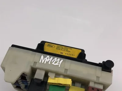 Ford 94BG-14K150-AE / 94BG14K150AE MONDEO I (GBP) 1995 Boîte à fusibles - Image 1