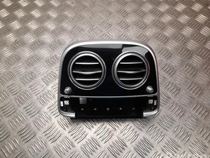 Mercedes-Benz A 222 830 04 54 / A2228300454 S-CLASS (W222, V222, X222) 2015 Évent