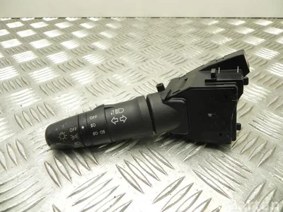 Nissan 25540 AV600 / 25540AV600 PRIMERA Estate (WP12) 2003 Levier /interrupteur de lumière courte longue - Image 1