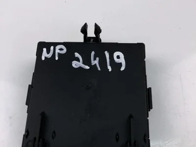 Mercedes-Benz A1669005411 A-CLASS (W176) 2017 Unité de commande pour porte Left Front - Image 1