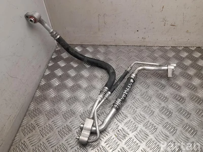 Ford USA L1MH-19N602-EC / L1MH19N602EC EXPLORER (U6_) 2020 klimatyzacja, Przewody elastyczne / przewody sztywne - Zdjęcie 1