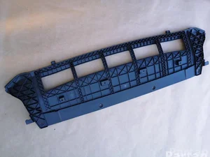 Audi 8R0807233C Q5 (FY) 2016 Cache de protection sous moteur