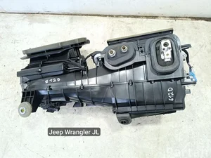 Jeep 68301851AA Wrangler JL 2021 Gebläseschale