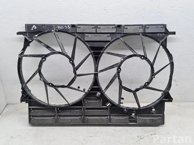 Audi 4M0121003B, 3135103881, 97240030 Q8 (4MN, 4MT) 2022 Radiatoriaus montavimo dalys - Paveiksliukas 1