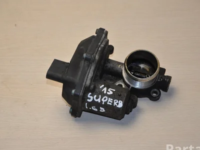 Škoda 04L131501C SUPERB III Estate (3V5) 2015 Throttle body - Image 1