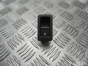 Audi 8W0 959 511 / 8W0959511 A5 Sportback (F5A) 2018 Interruptor para el plegado electrónico de gancho del remolque