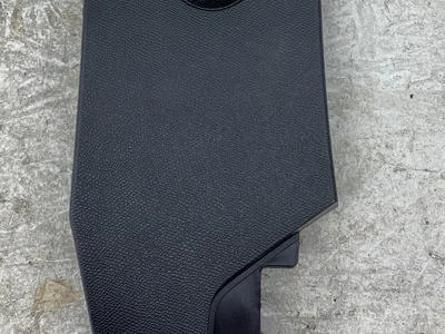 Opel 9841164880 Astra L Hatchback 2023 Couverture pour tableau de bord - Image 1