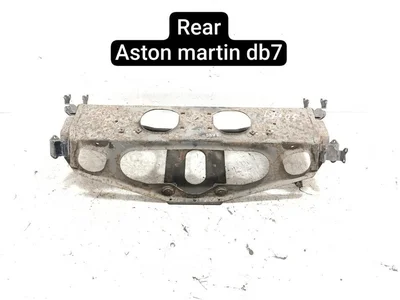 Aston Martin 905167 DB7 Volante 2002 Querträger hinten - Bild 1