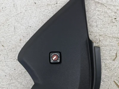 Peugeot 9829807380 208 II (P21) 2021 Garniture de panneau latéral - Image 1