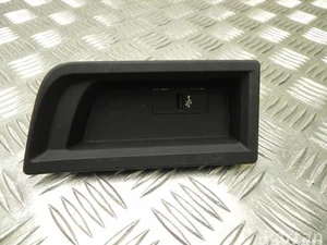 BMW 9207358 3 (F30, F80) 2014 Périphérique d'entrée