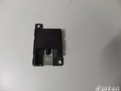 BMW 6928461 3 Touring (E91) 2011 Antenne - Image 1