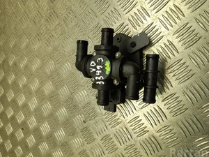 Audi 4KE963375J Q8 e-tron 2021 Pompe à eau supplémentaire
