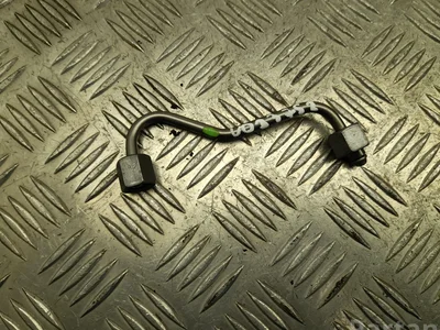 Mercedes-Benz 4 C-Class estate (S206) 2022 Tube de distribution de carburant - Image 1