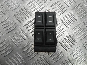 Ford 3S7T 14A132 BA / 3S7T14A132BA MONDEO III Turnier (BWY) 2004 Bouton de lève-vitre