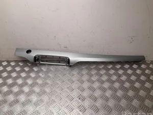 Ford USA LJ8B-R045J78-A / LJ8BR045J78A Mustang Mach-E 2023 Cadre Tableau de bord