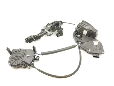 Jaguar EW93218A42BB, EW9324995BG, EW93235A93AD XJ (X351) 2016 Serrure de porte Left Rear - Image 1