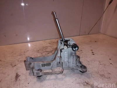 Volvo 8128202061 V50 (MW) 2005 Unité de changement de vitesse - Image 1